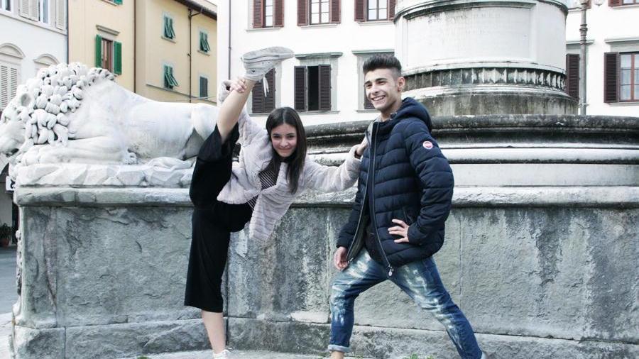 I gemelli Beneventano a passo di danza nel cuore di Empoli