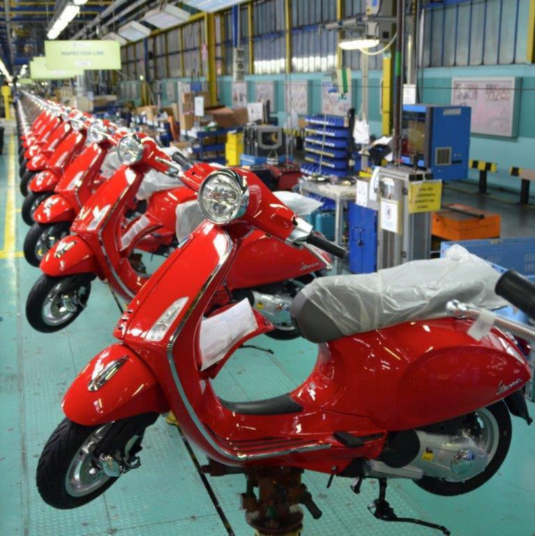 Tanti auguri, Vespa: 70 anni e non sentirli - Video