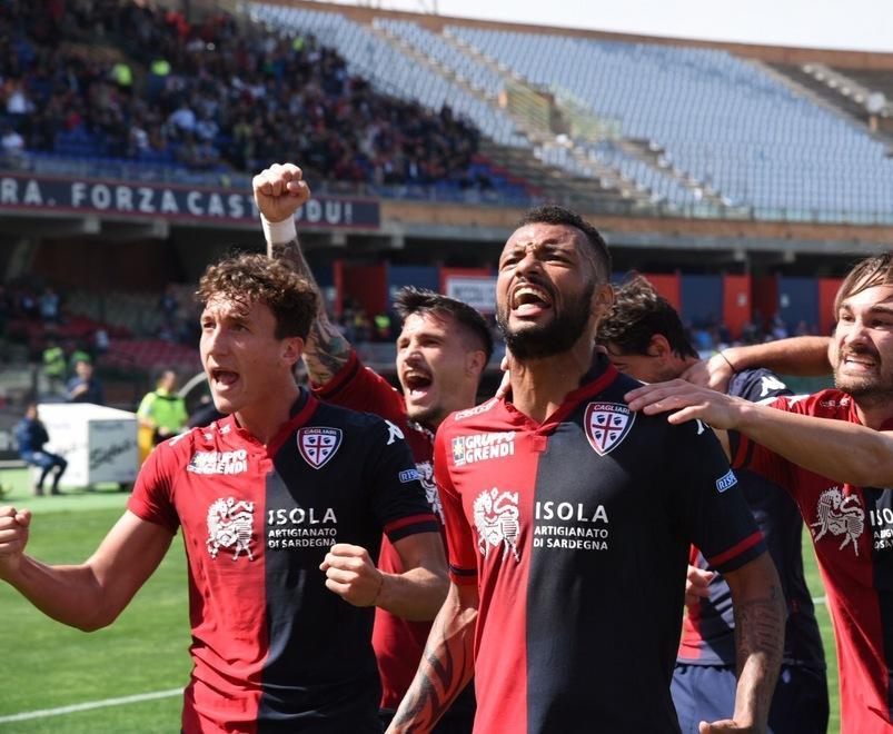 Cagliari da applausi, asfaltato il Brescia 