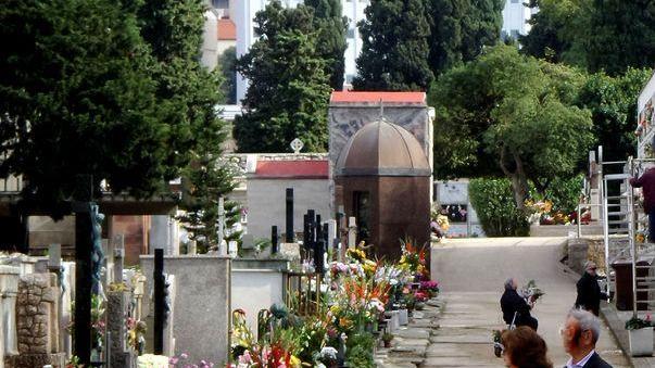 Cimitero di Sassari, la banda non puntava a gestire gli appalti 