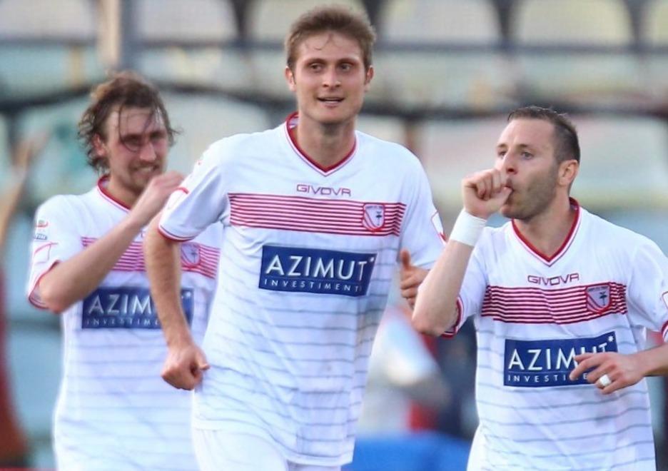 Carpi: regalo dalla Juve, ma il Frosinone risponde 
