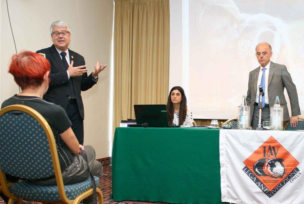«Prima di morire date in eredità anche agli animali» 