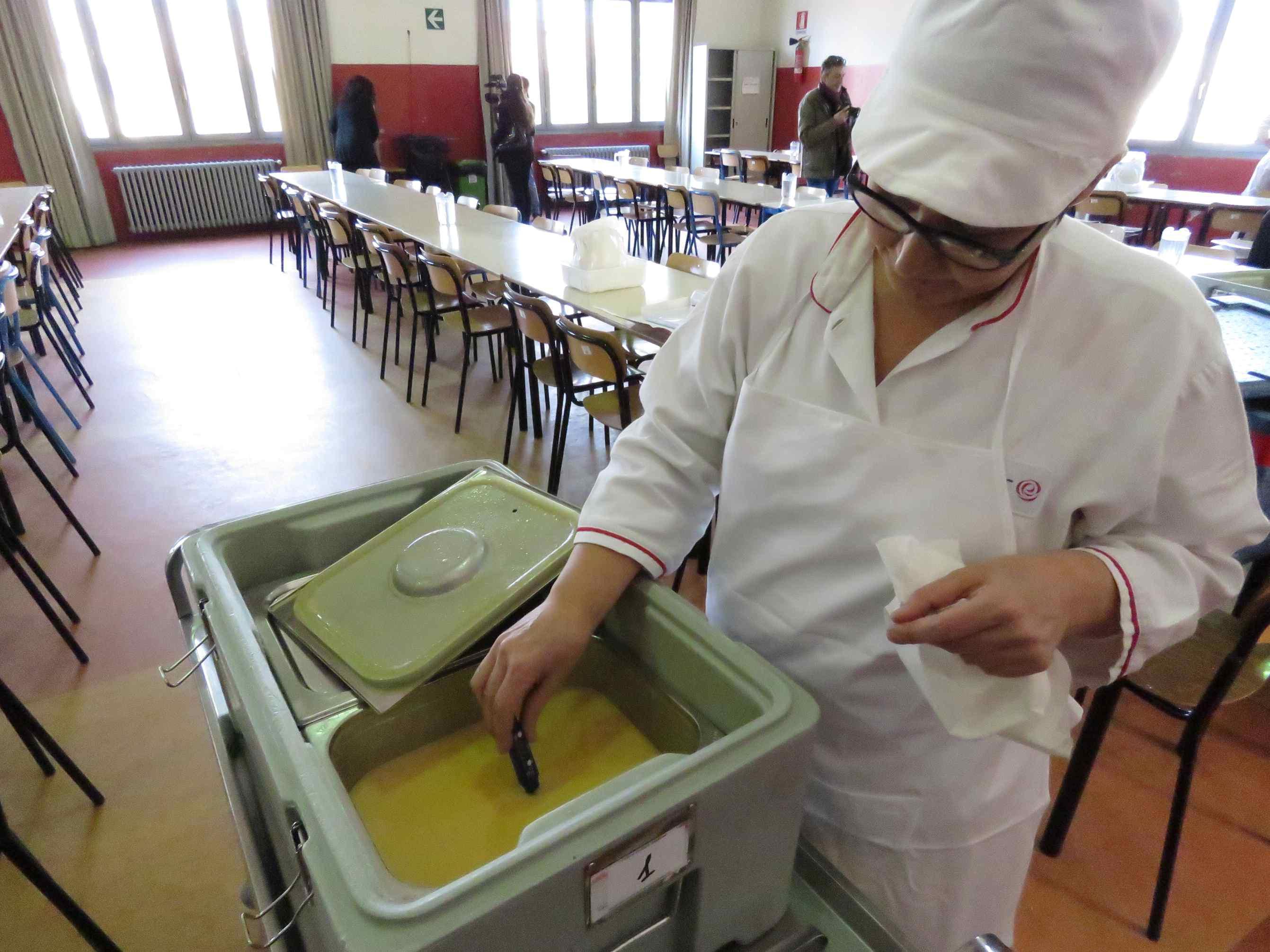 Denuncia dei redditi, è possibile detrarre le spese della mensa