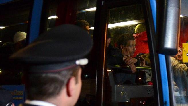 Profughi, strutture già stracolme la prefettura cerca altri posti