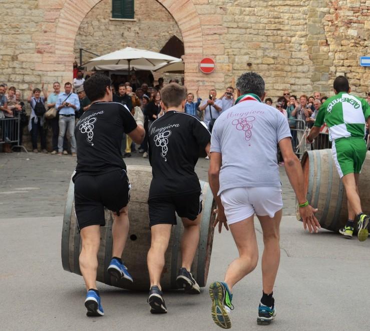 Weekend con lo zafferano e con il palio delle botti 
