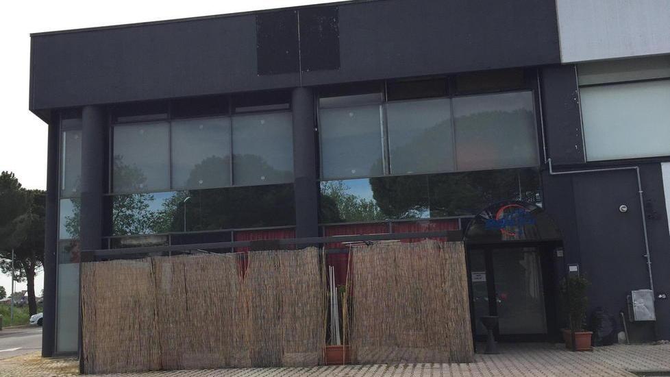 Lavoratori in nero, chiuso il night club