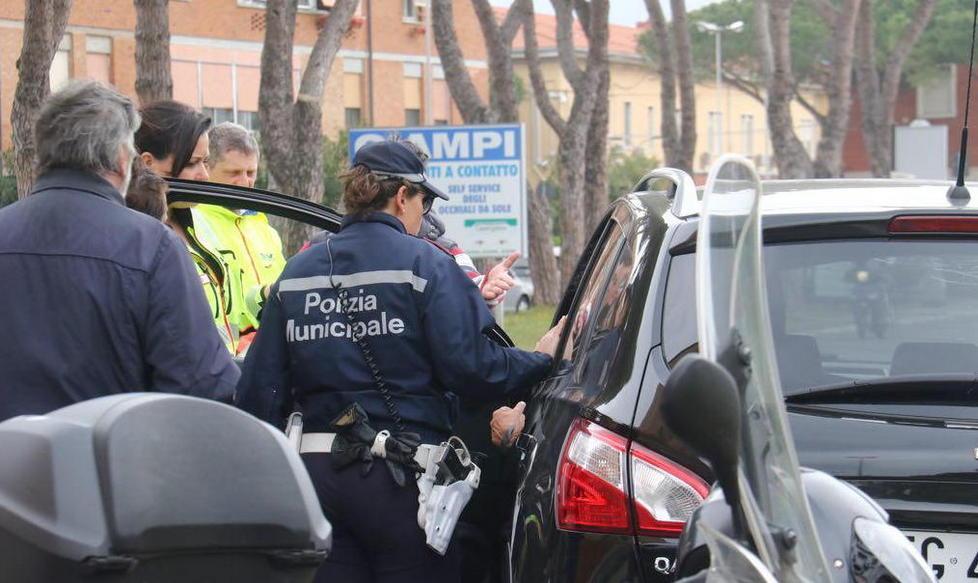 La conducente aveva bevuto: denunciata