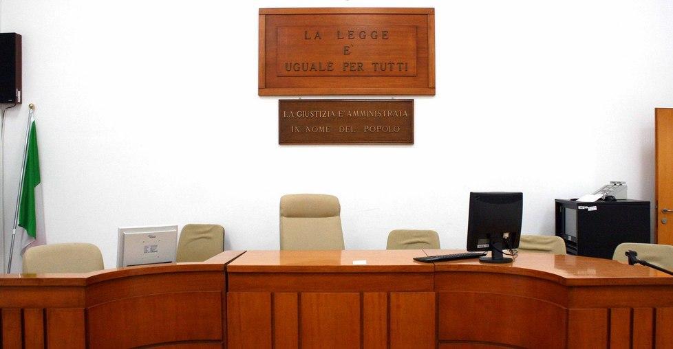 Stalking all’ex compagna, Fiti rinviato a giudizio 