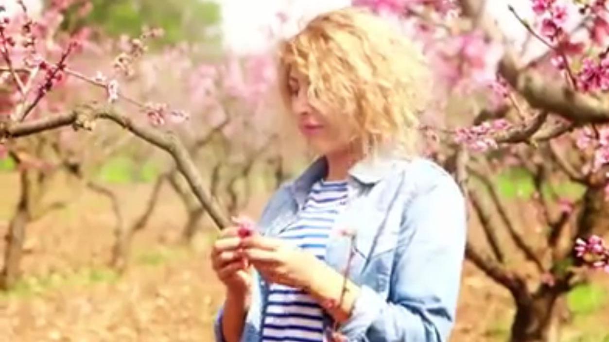 Antonella Orrù nel promo del reality