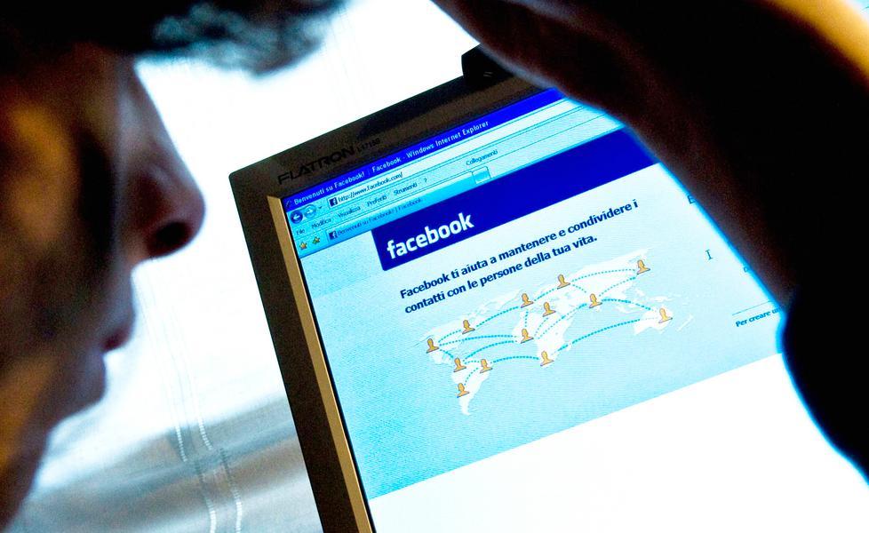 Fallisce il ricatto via web per una videochat osé 