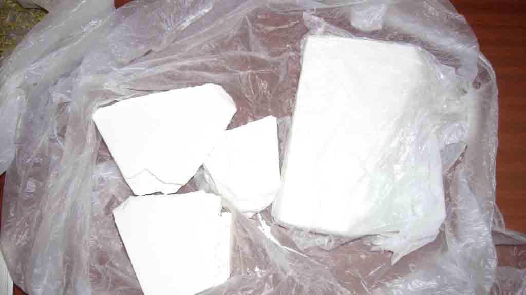 Spediscono la cocaina per posta ma sbagliano indirizzo