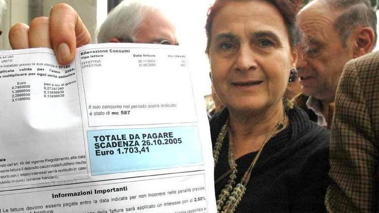 «Via il deposito cauzionale dalle bollette Publiacqua»