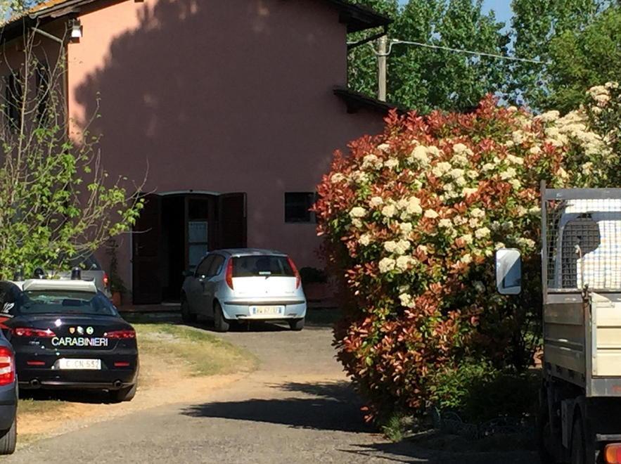 Lo trovano ferito, pensano a un’aggressione 