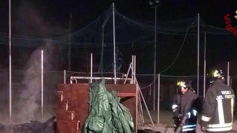 Inquirenti sulle tracce del piromane autore di più roghi