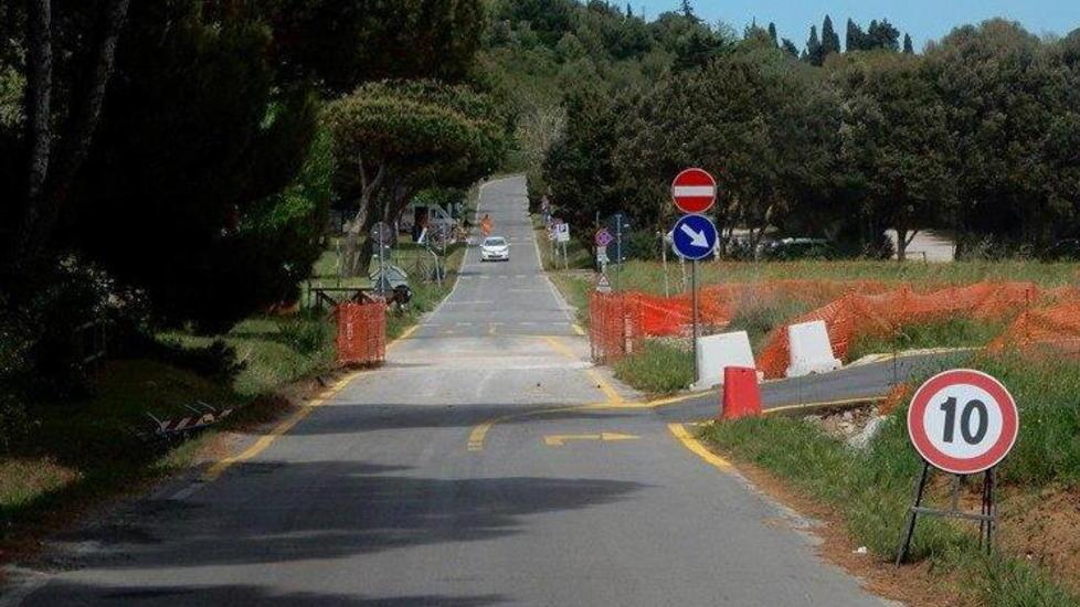 Doppio senso di circolazione per l’ingresso a Baratti