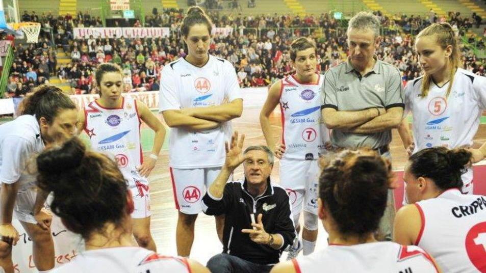 Stasera tutti al Palasport a tifare Le Mura
