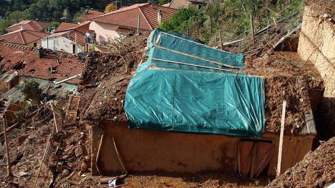 Frana Lavacchio in appello, la procura di Massa: "Non fu evento eccezionale"