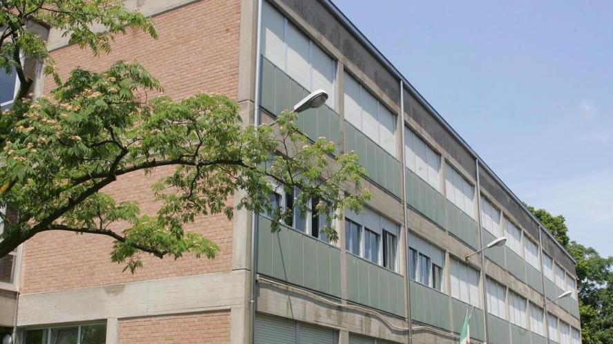 Meningite allo Zanelli ricoverato uno studente