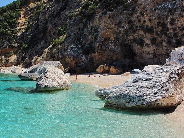 In Sardegna 5 tra le 10 spiagge più belle d'Italia. Lo dicono gli utenti di TripAdvisor 
