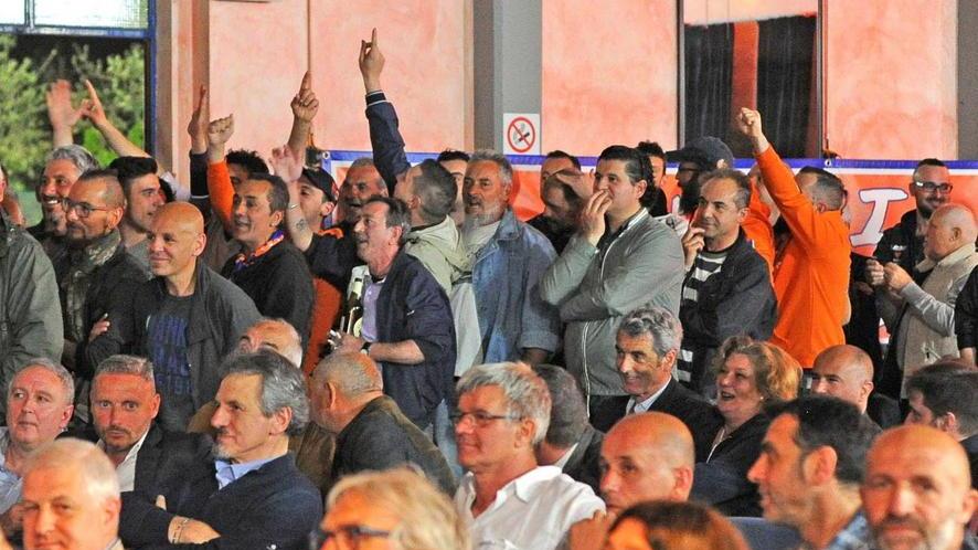 Cuori Arancioni, grande festa con tanti ex