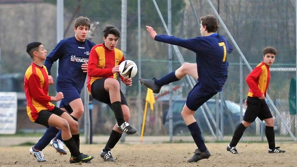 «Serve un campo in sintetico al Bennati»
