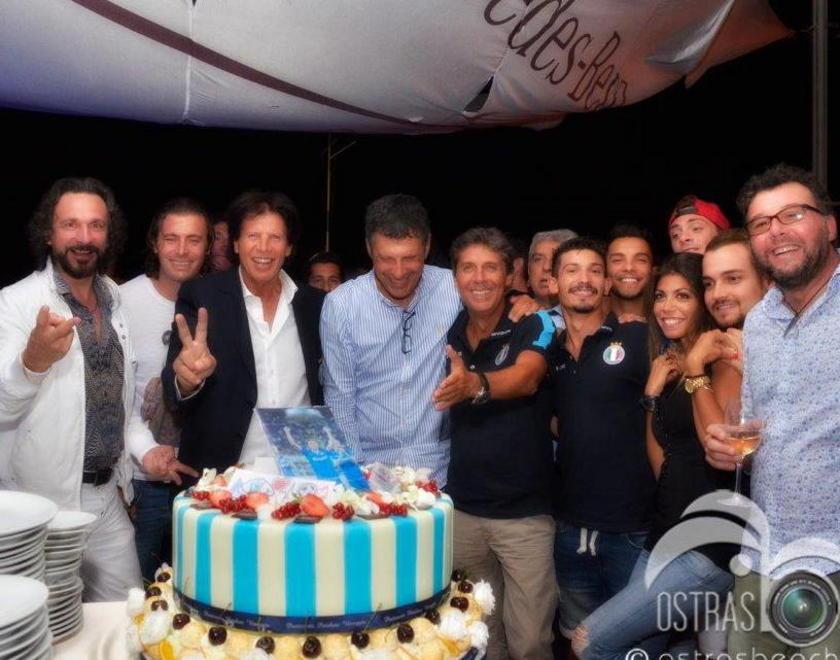 Buon compleanno Ostras «La Versilia nel cuore» 
