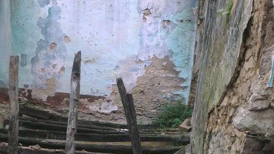 Rubanu: «Murale abbattuto, un pezzo di storia perduto»