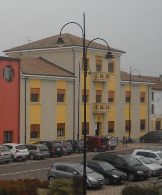 Punti luce e pannelli sull’Eridania 