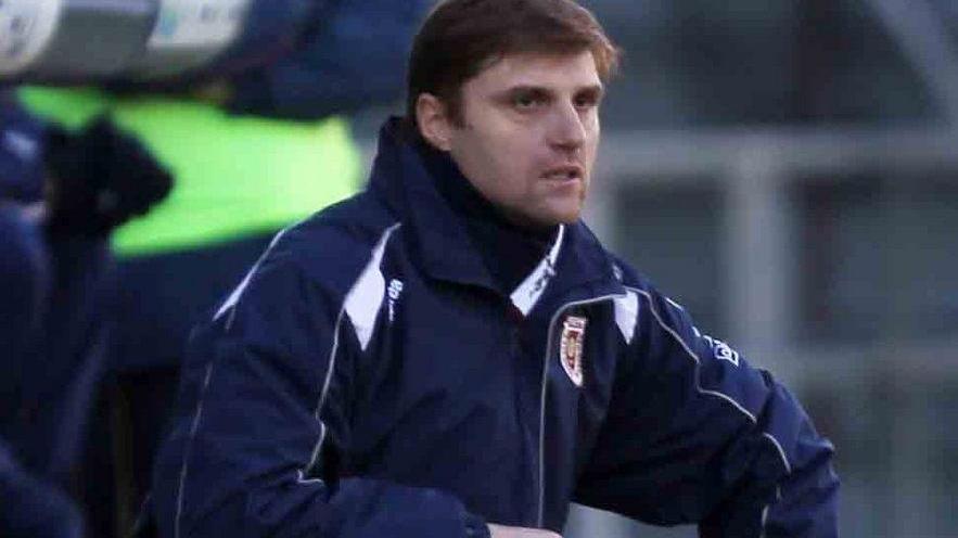 I tifosi in coro: «Dateci il derby Reggiana-Parma»
