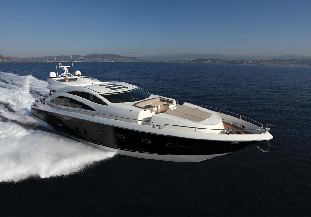 Cagliari, sequestrato yacht di lusso dell'emiro del Kuwait 