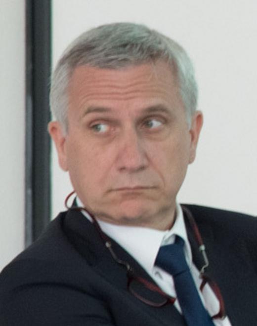 Lavori fermi e asfalto a pezzi, non c’è un euro 