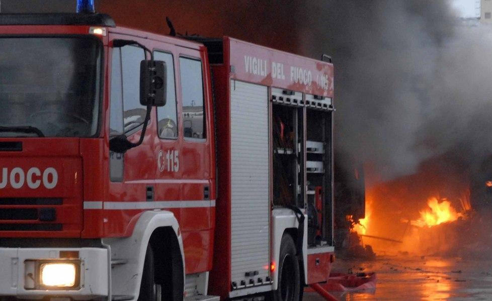 A fuoco due automobili del presidente del Tortolì 
