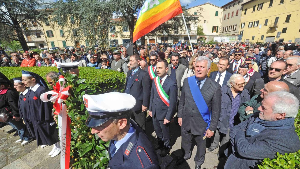 Il sindaco: la gioia della Liberazione contro le paure razziste di oggi