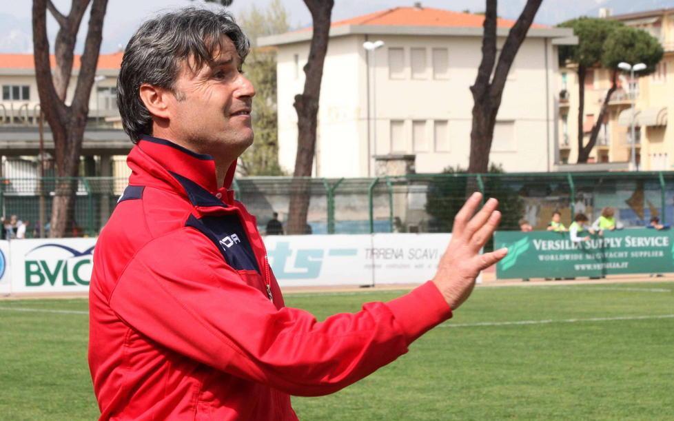 Massese, l’arbitro nega il rigore e vince il Ponsacco 