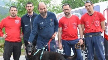 Nuova impresa per l’educatore dei cani