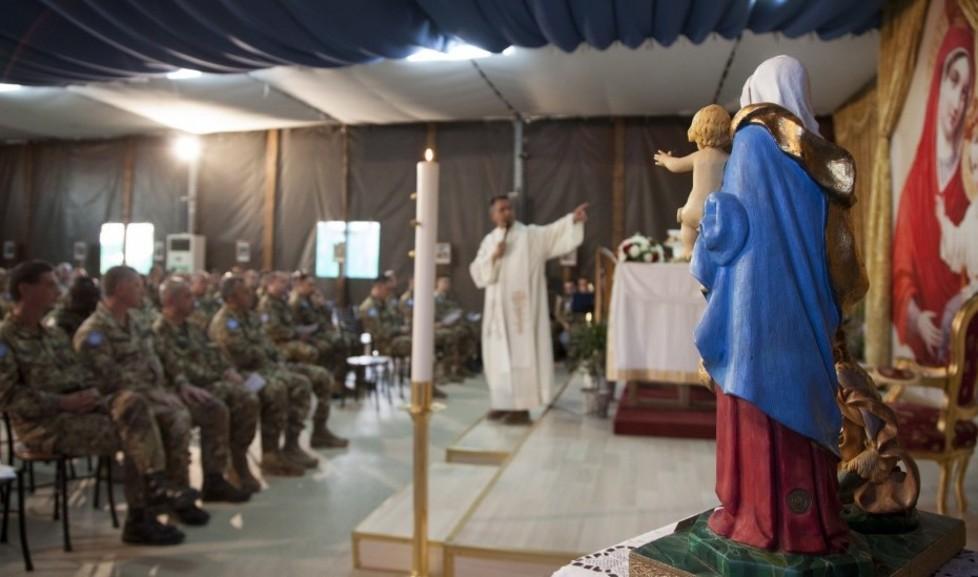 La missione dei Dimonios comincia con una messa 