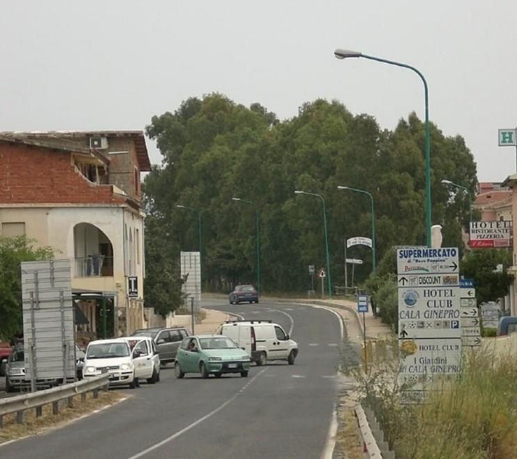 Anziano legato e rapinato in casa 