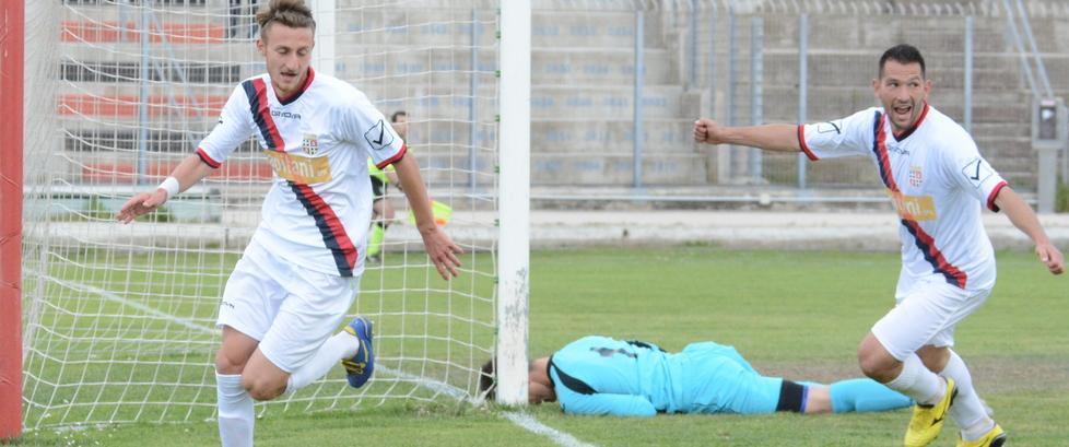 Torres: è guerra tra tifosi e proprietà 