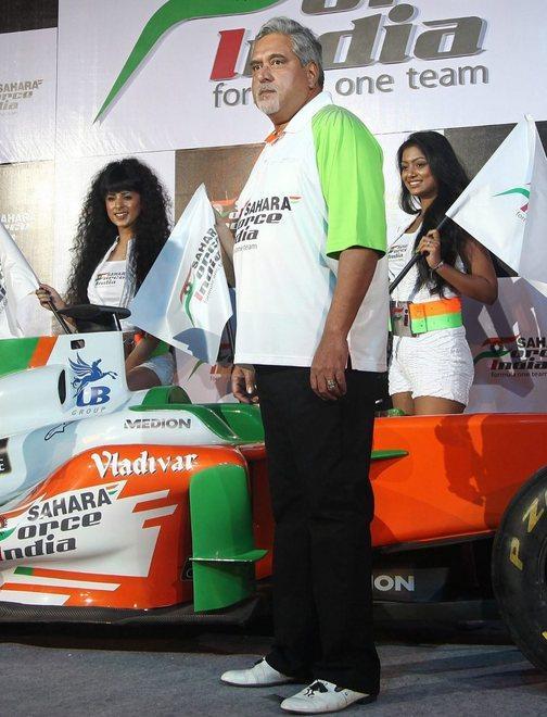 Via il passaporto a mister Force India 