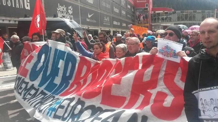 «Siamo qui per dire no ai confini»