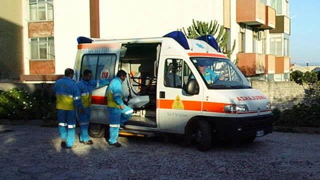 Cagliari, picchia brutalmente un infermiere nella sua auto: arrestato 
