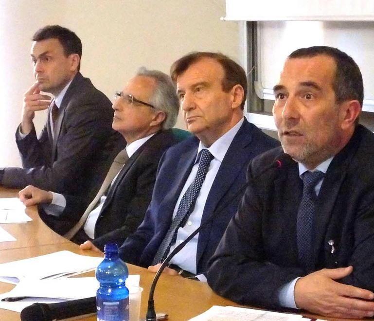 Rettorato, il rinvio del voto spacca il fronte dei candidati 