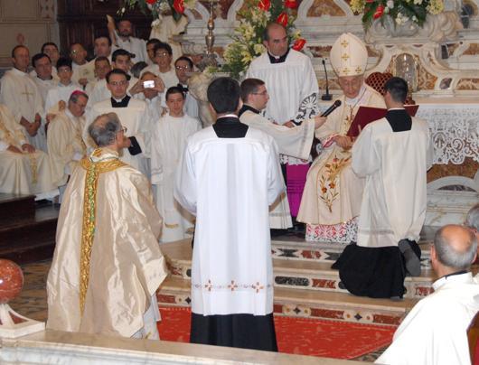 L’arcivescovo Sanna: onestà nella gestione del bene comune 