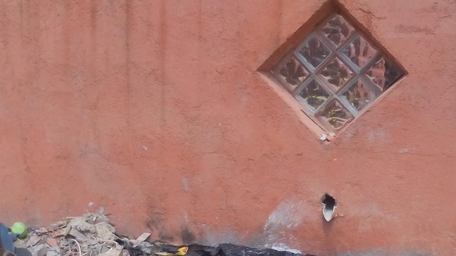 Bomba artigianale davanti alla casa di un maresciallo