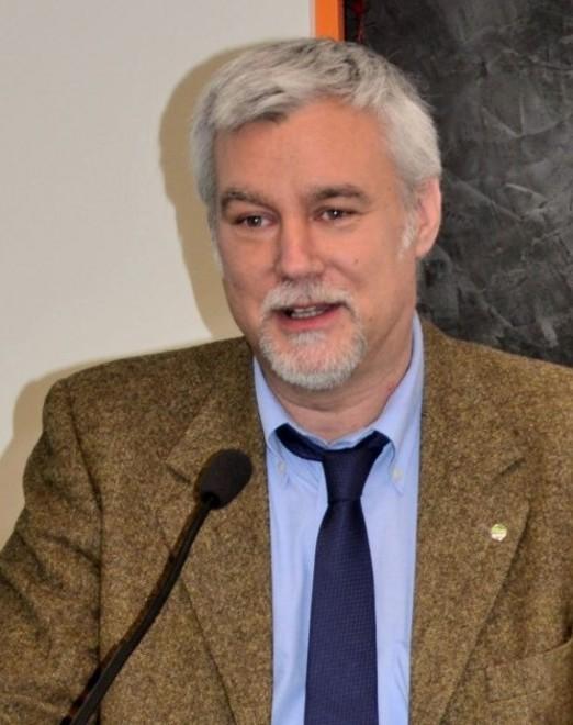 Scure sugli stipendi per evitare 40 esuberi 