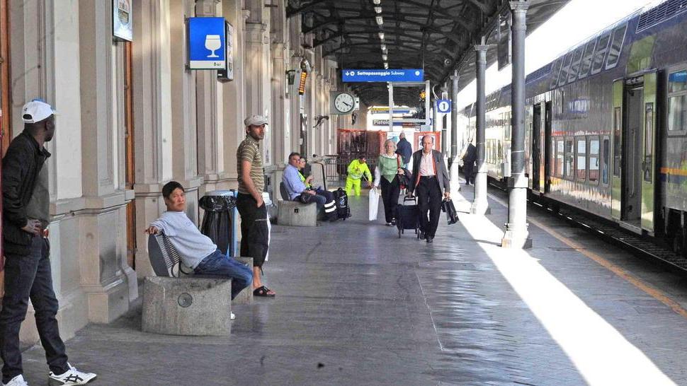 Stop al degrado in stazione prima che sia troppo tardi