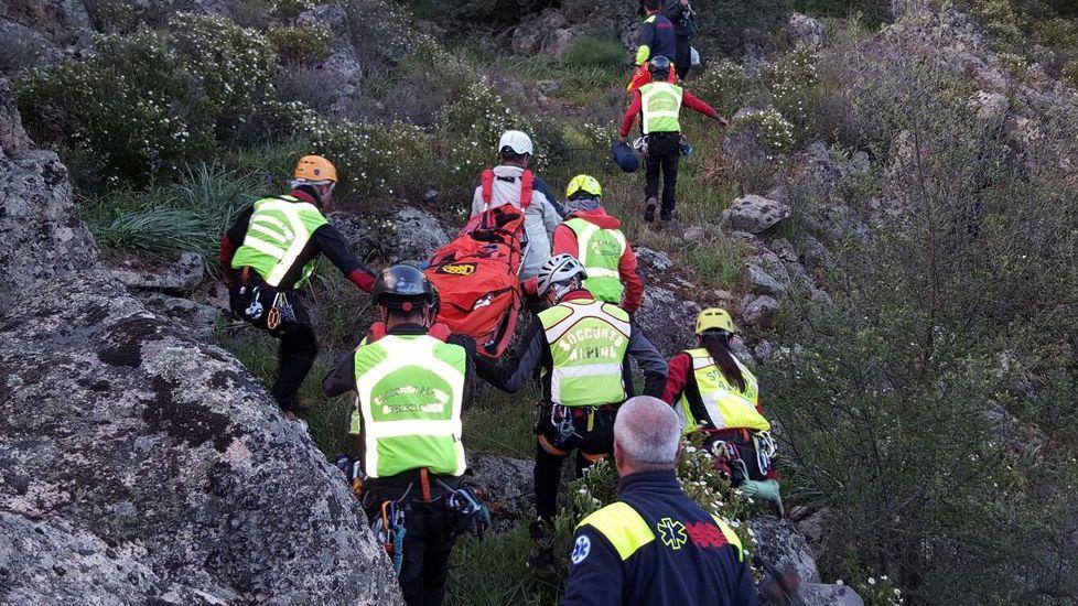 Pescatrice ferita soccorsa nel lago 