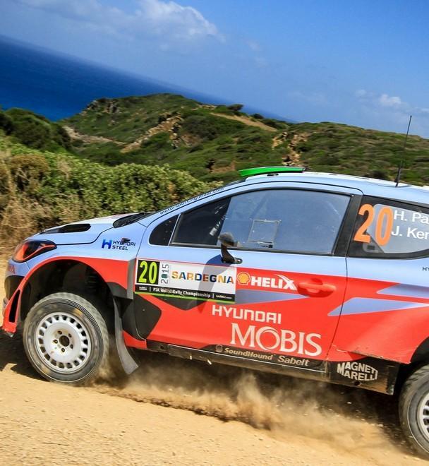 Una Sardegna rovente per Ogier 