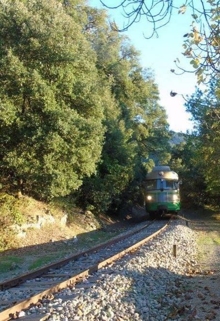 Il trenino verde si fermerà a Lanusei, l’Arst è irremovibile 
