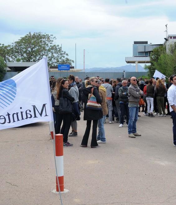 Hangar, tecnici contro l’ad di Meridiana 